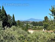 Terrain à ROQUEMAURE