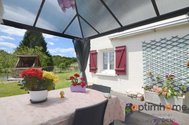 Propriété exceptionnelle avec étang privé sur plus de 1,7 hectare – Mazerolles, Charente  - photo 32