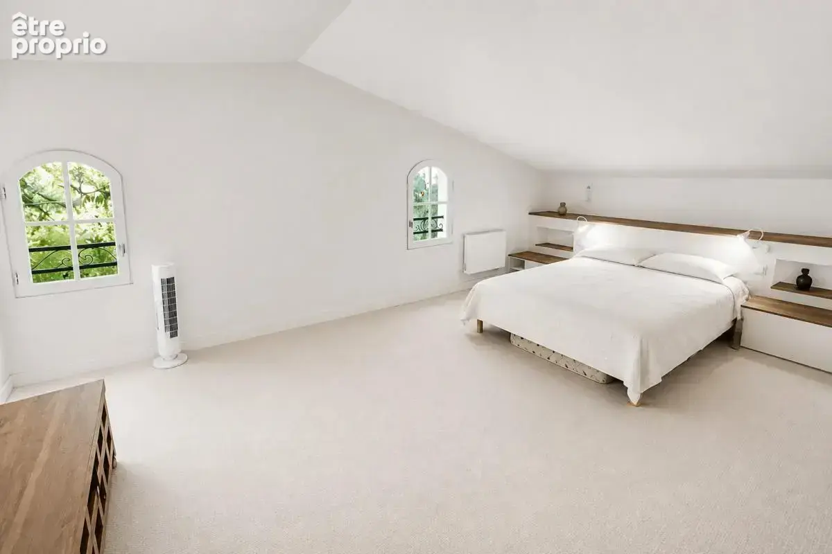 Maison de 9 pièces de 183 m² à Linars - photo 10