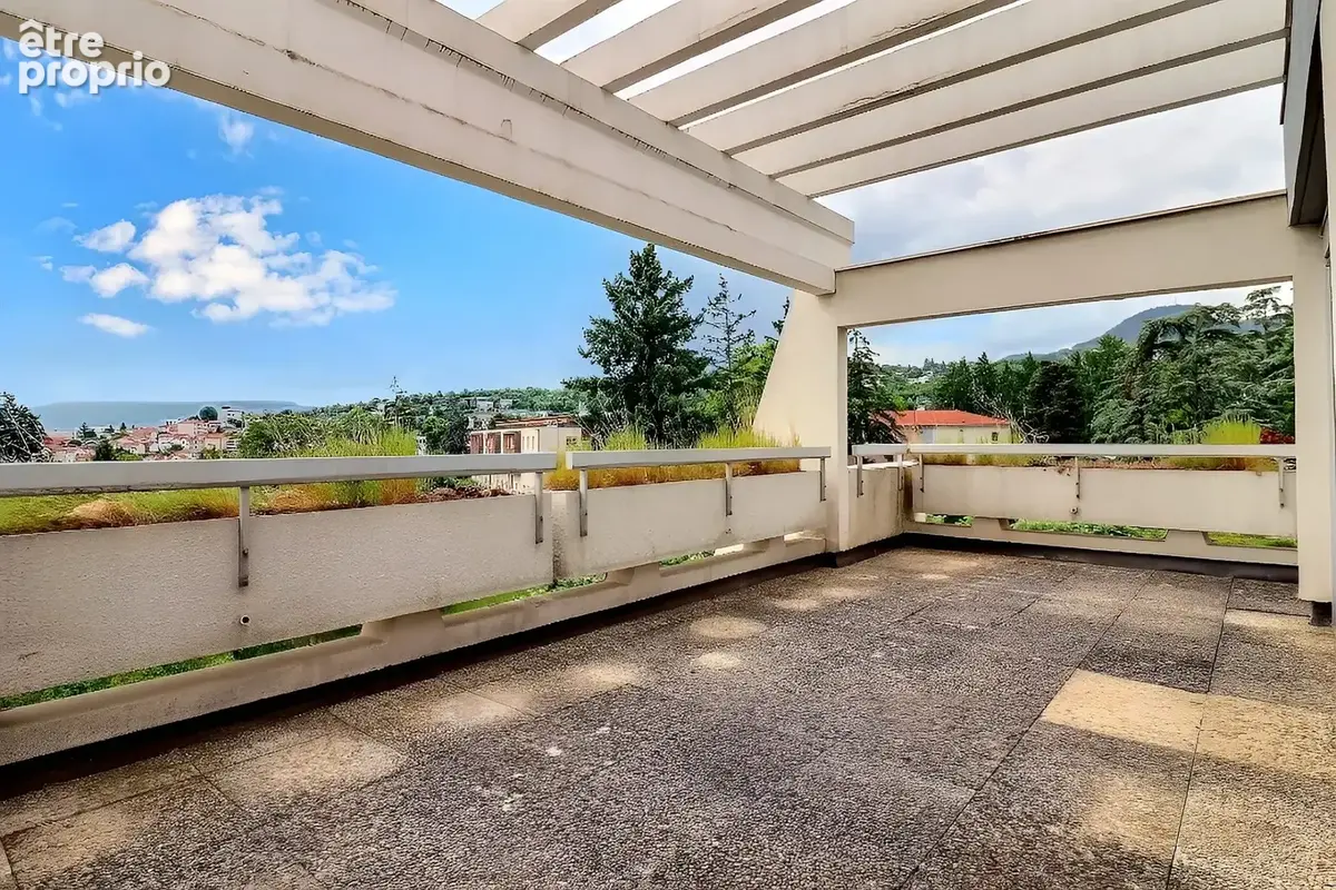 Appartement 113 m² à Chamalieres  - photo 2