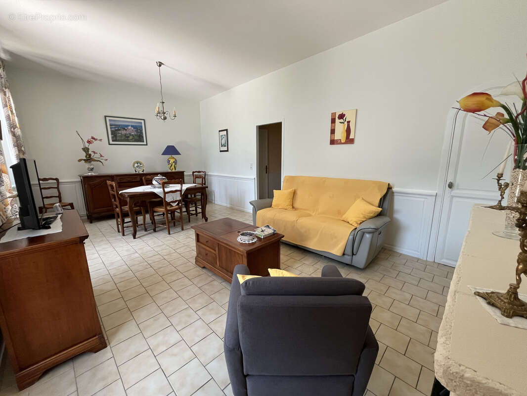 Maison à LEZIGNAN-CORBIERES