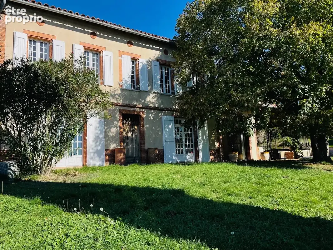 Maison de maître rénovée, piscine, garage sur 6214 m² de terrain - photo 4