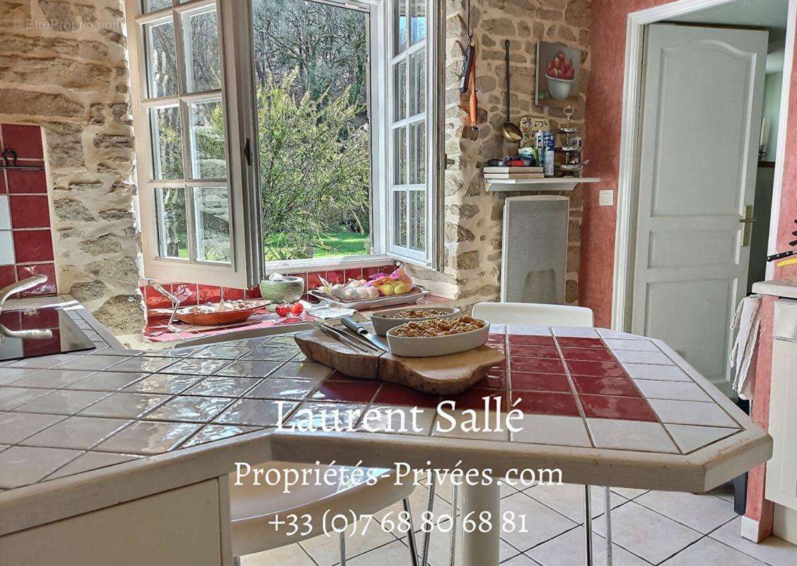QUESTEMBERT  (56230) - Moulin et Maison de caractère 220 m² - photo 12