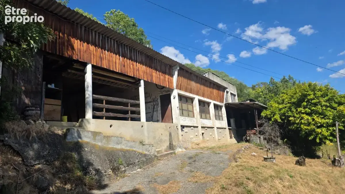 Maison à rénover avec dépendances, Saint Alban Leysse - photo 6