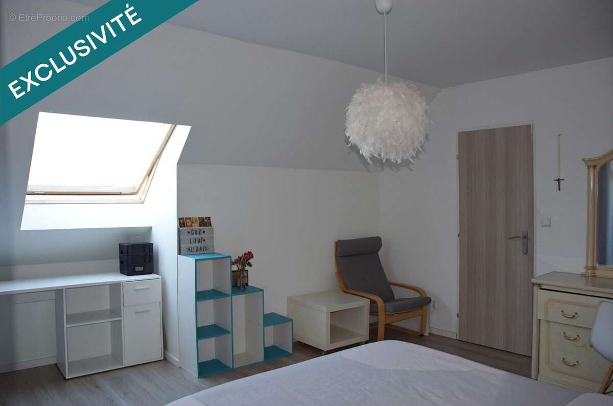 Maison 110 m² à Evin-Malmaison  - photo 4
