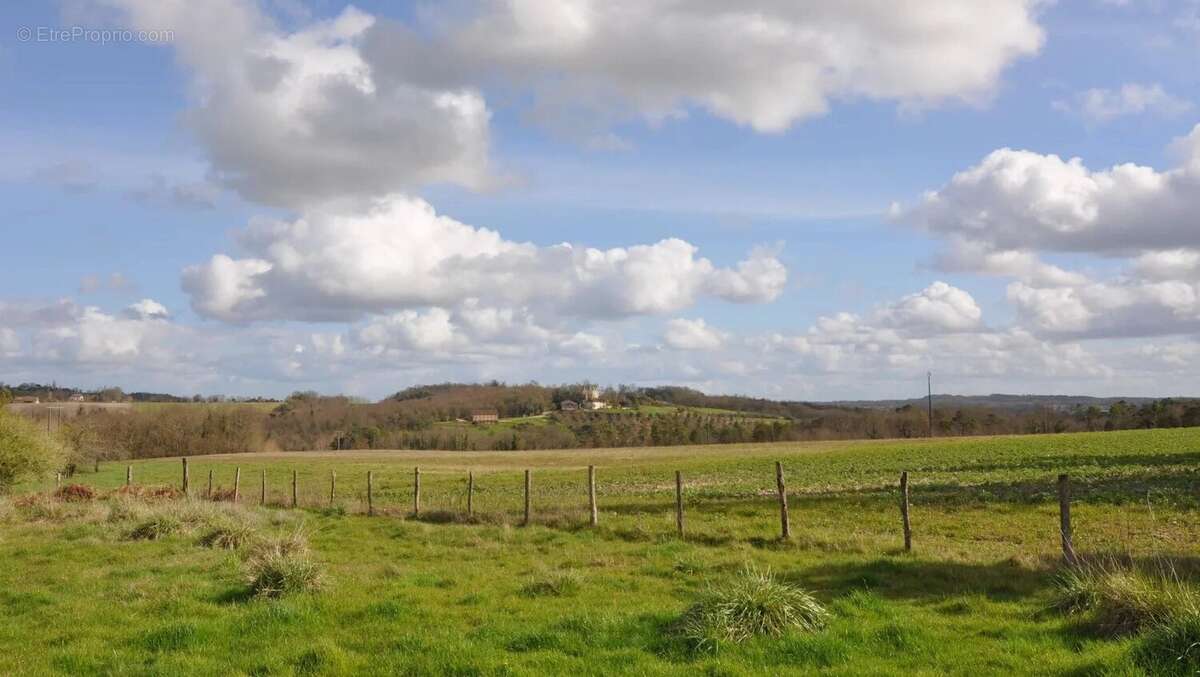 Longère   de 180 m² offrant 3 chambres avec un terrain 1410 m² - photo 22
