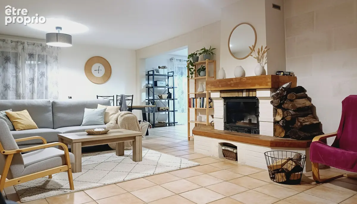 Maison 6 pièces 160 m² · à Crisolles · 160 m² · 211 000 €