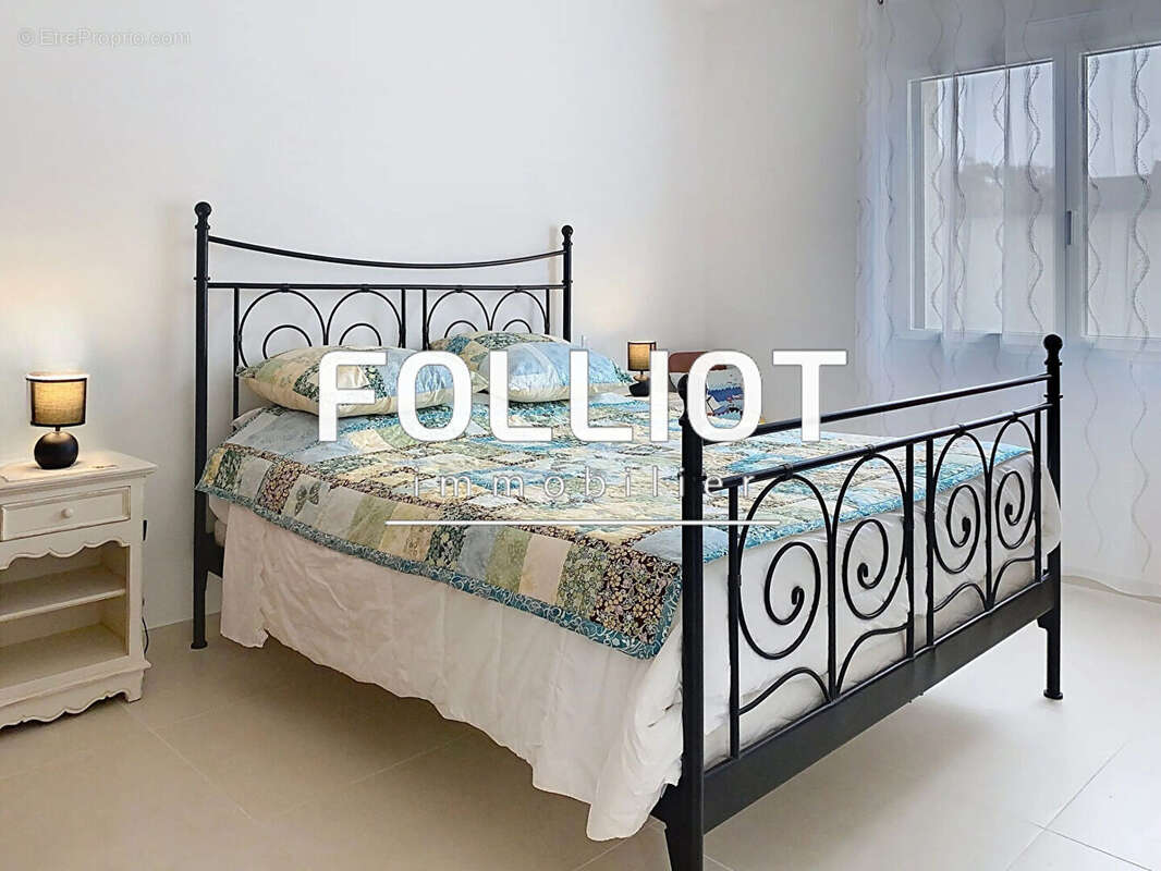 Maison à AGON-COUTAINVILLE