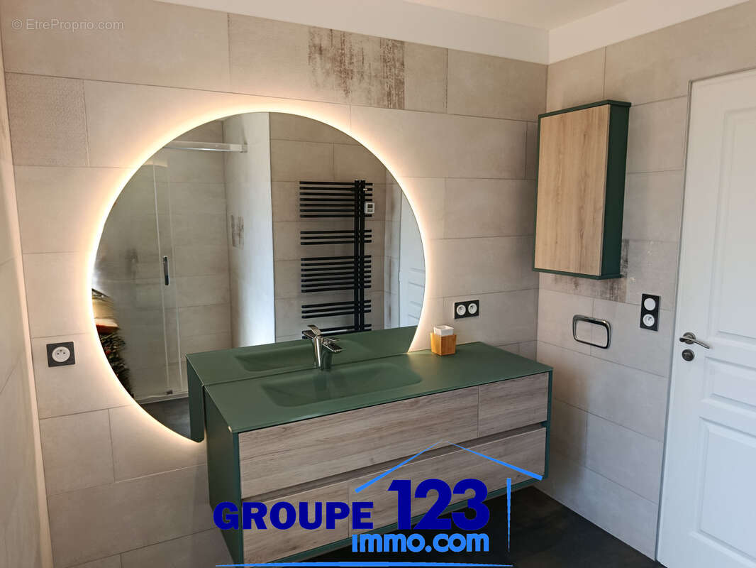 Maison rénovée de 176 m2, 3 ou 4 chambres avec jardin. - photo 5