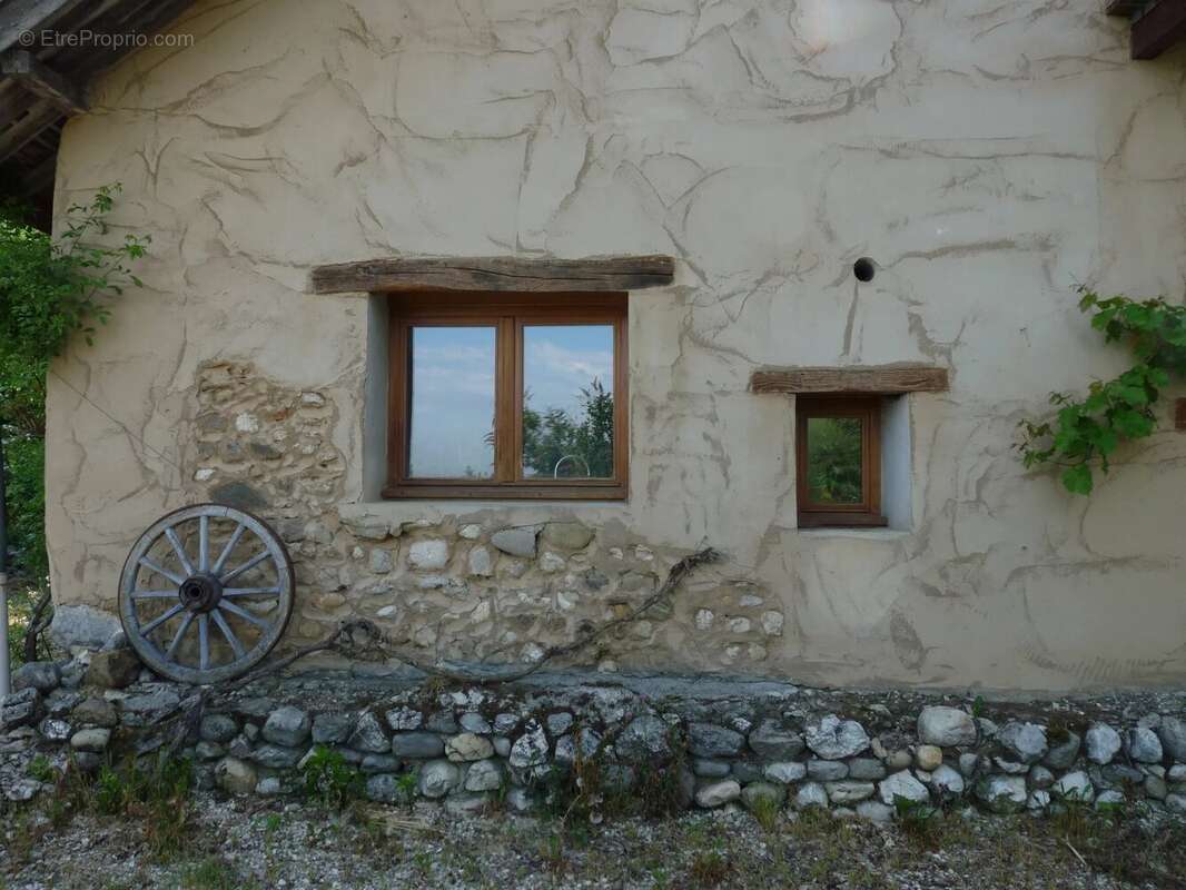 Maison à MERLAS