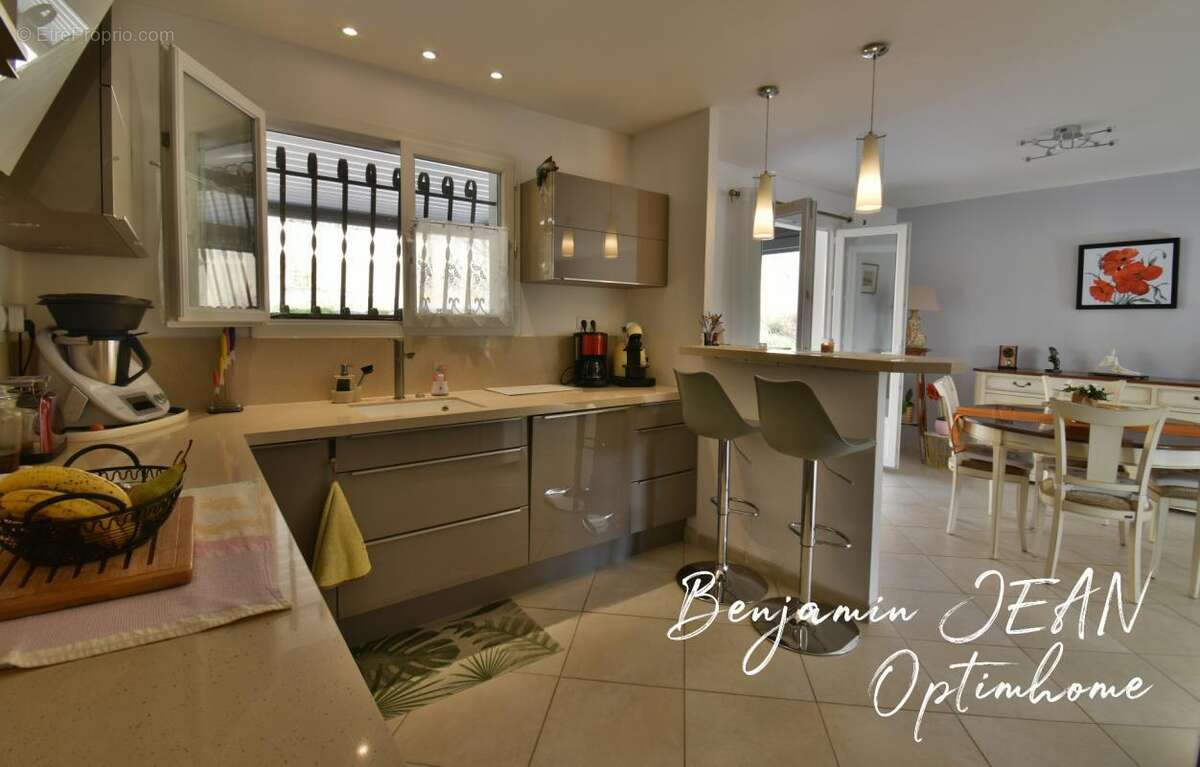 À vendre – Maison de plain-pied 115 m² à Nissan-lez-Enserune - photo 15
