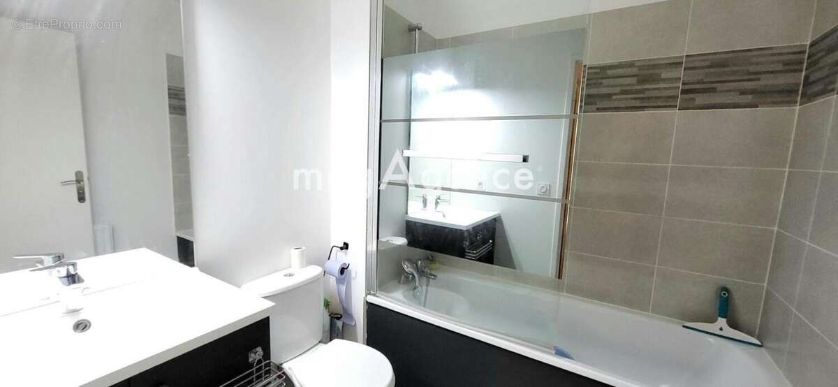 Maison à CHENNEVIERES-SUR-MARNE