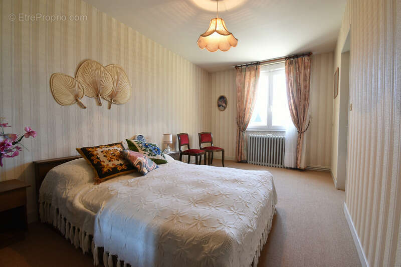 Maison 350 m² à Saint-Mars-D'egrenne  - photo 14