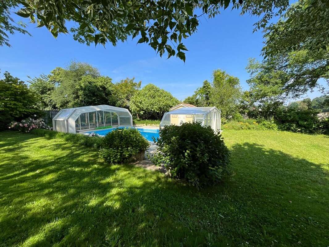 54357479c.jpg - Maison à SENDETS