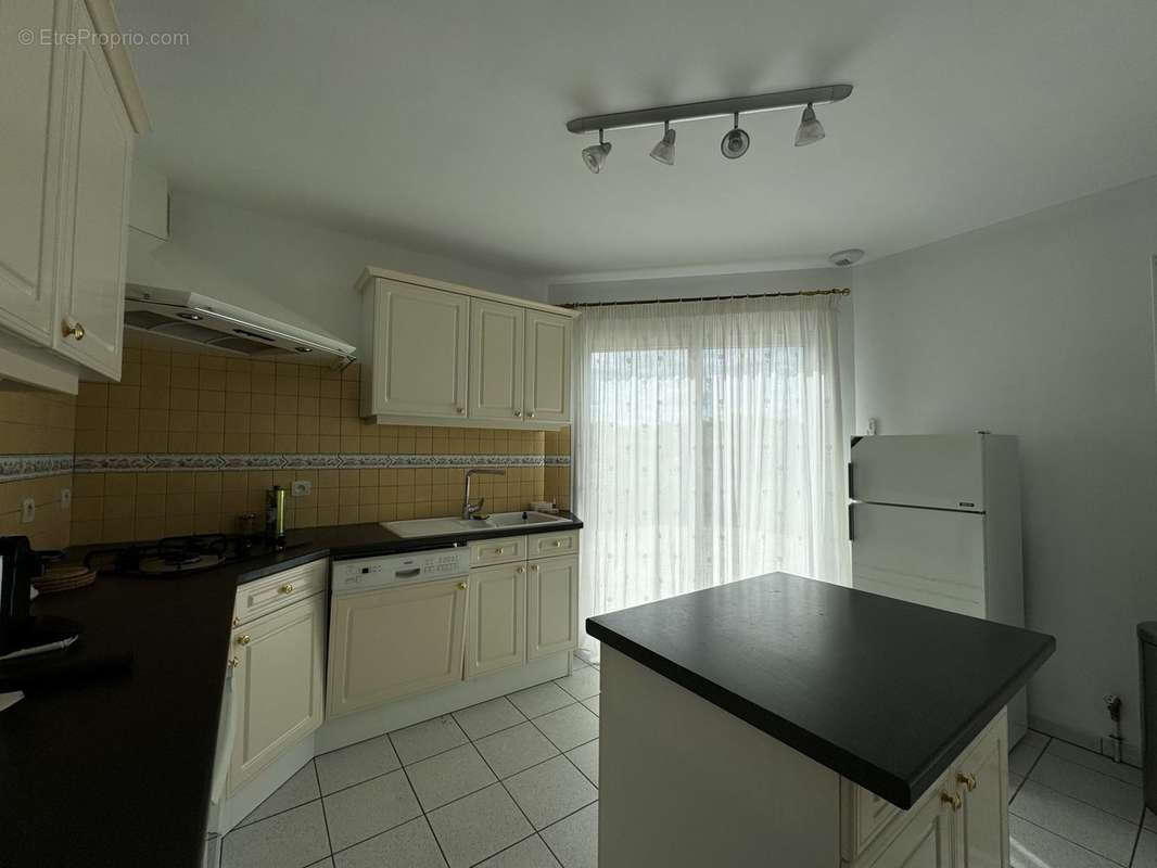 Maison à GAUVILLE-LA-CAMPAGNE