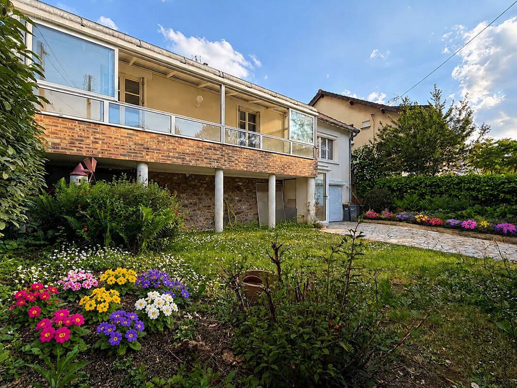 Maison à VILLEBON-SUR-YVETTE