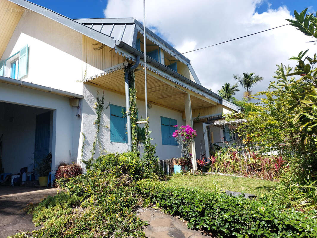 Terrain à SAINT-DENIS