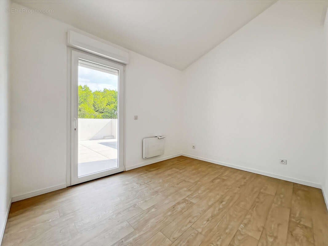Appartement 45m² à rognac - photo 6
