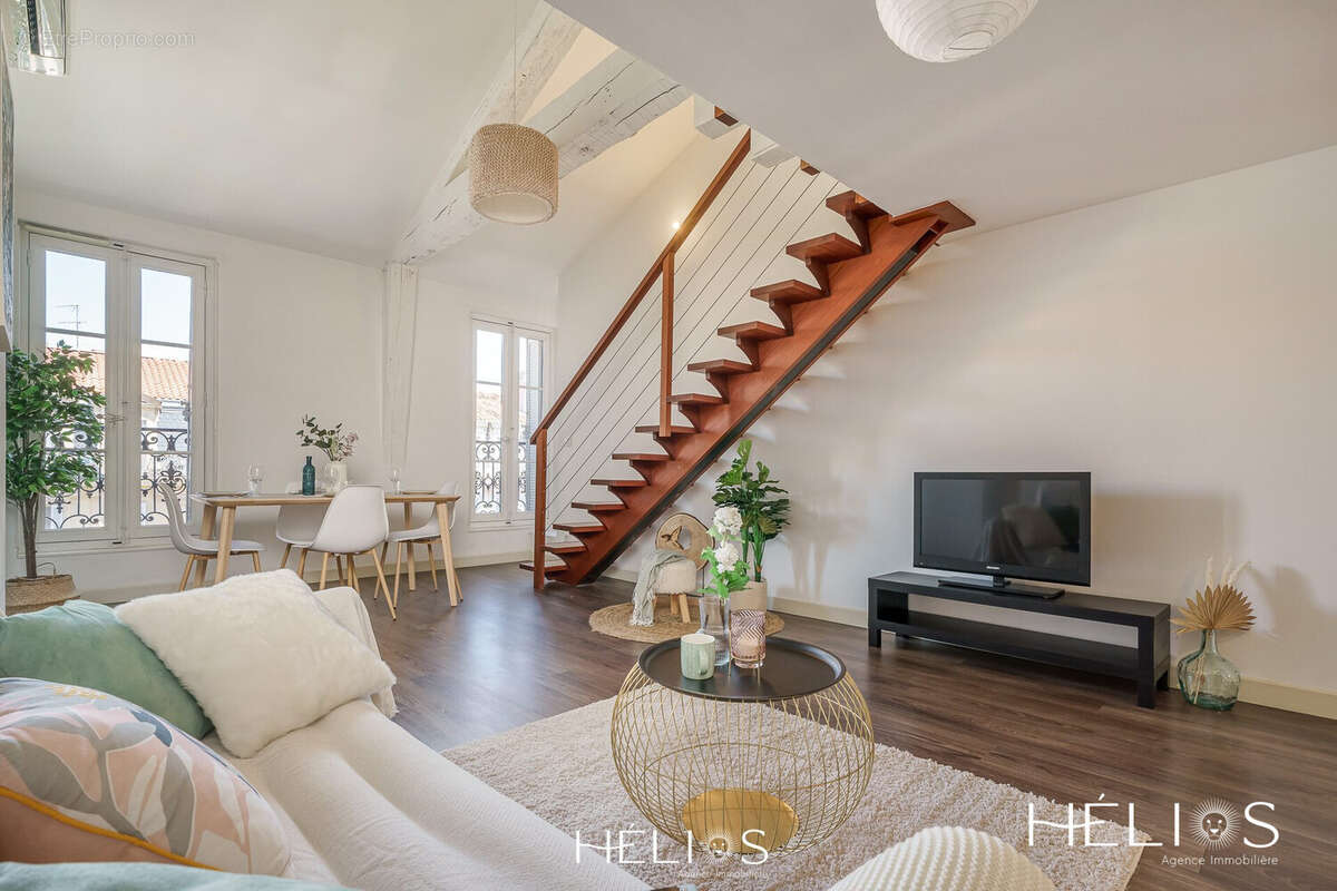 Appartement à MARSEILLE-2E