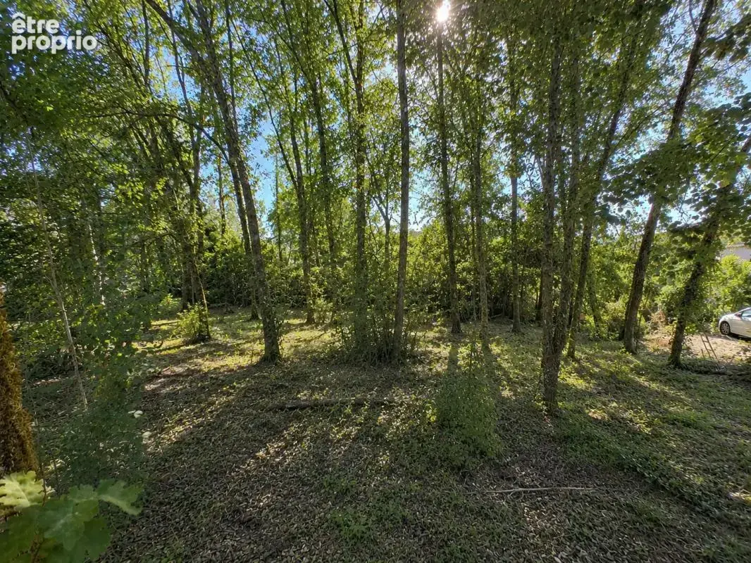 Terrain à LEMBRAS