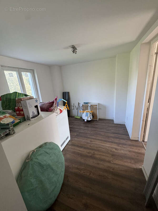 Maison à VIELS-MAISONS