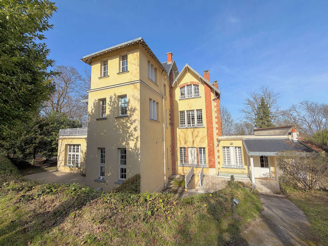 Maison à RUEIL-MALMAISON