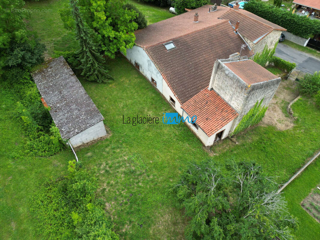 Maison à LEZOUX
