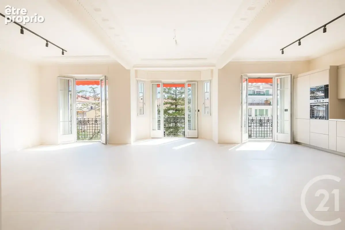 Appartement 3 pièces 105 m² à vendre à Nice (06000) - photo 2
