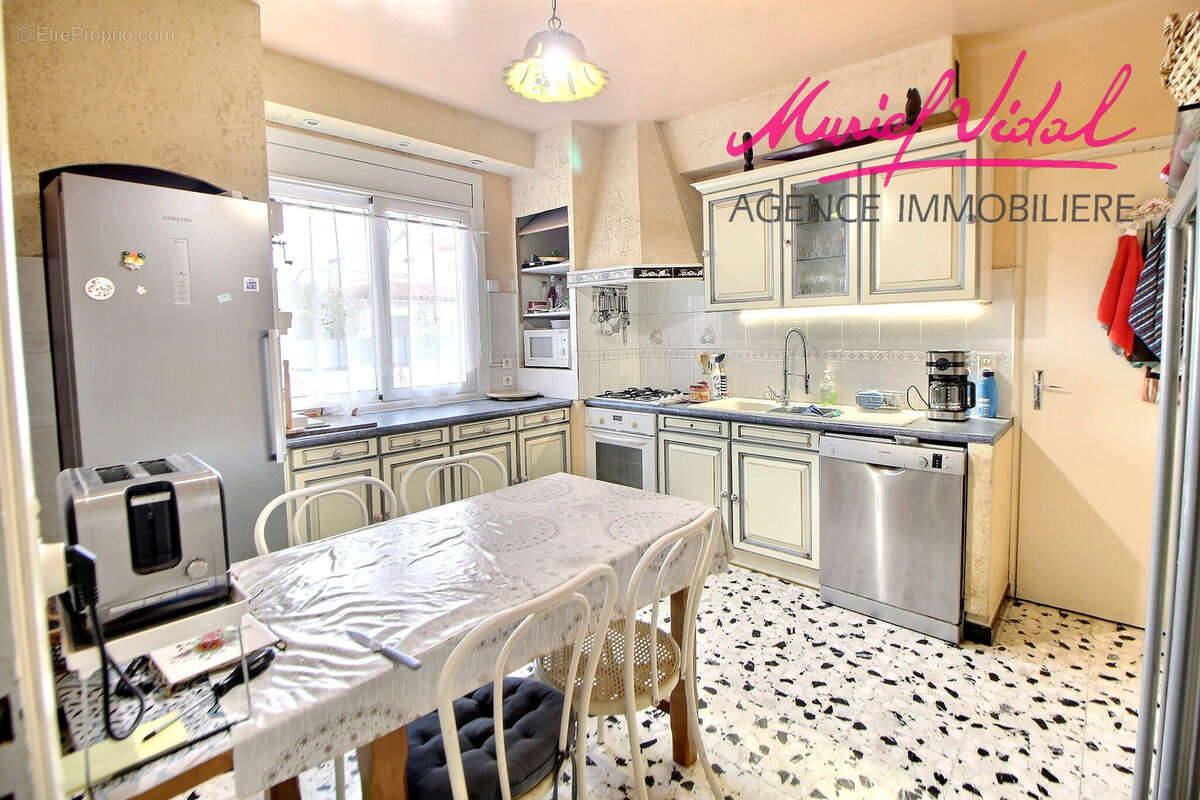 Maison à SAINT-CYPRIEN