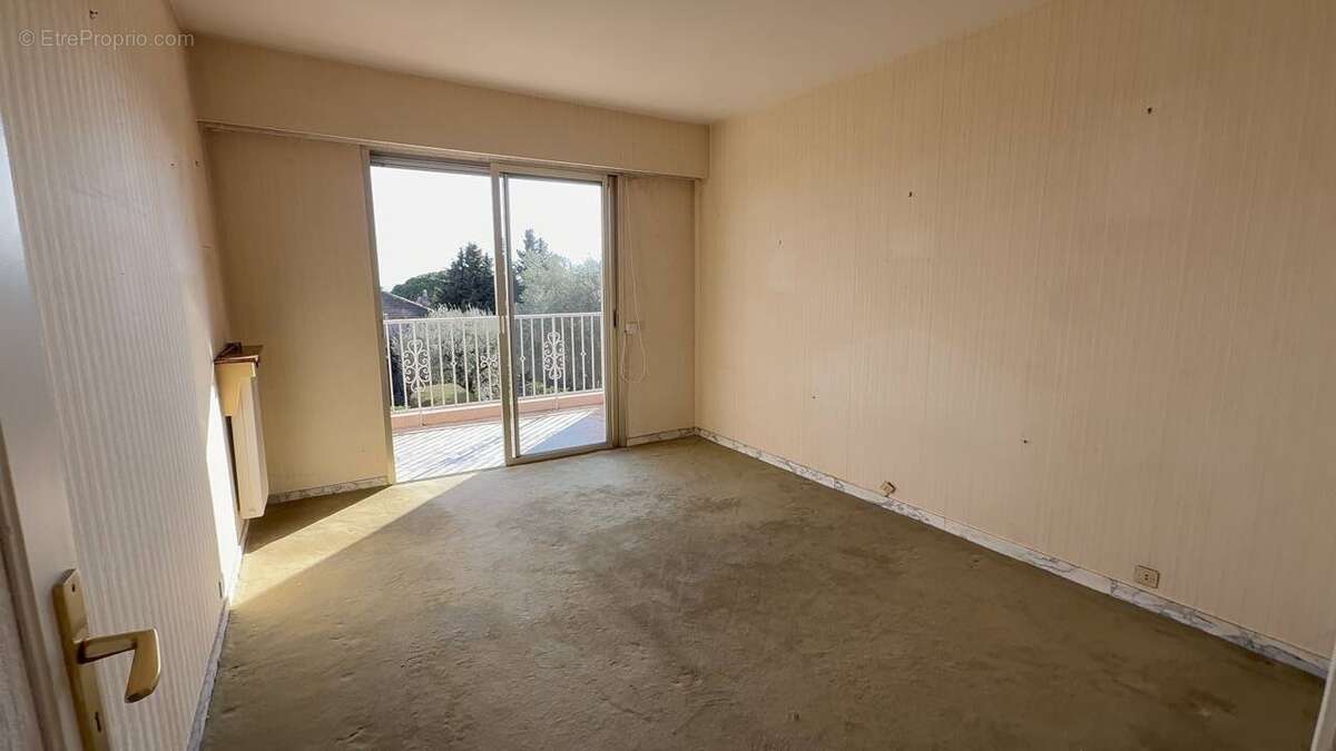 Appartement à VENCE