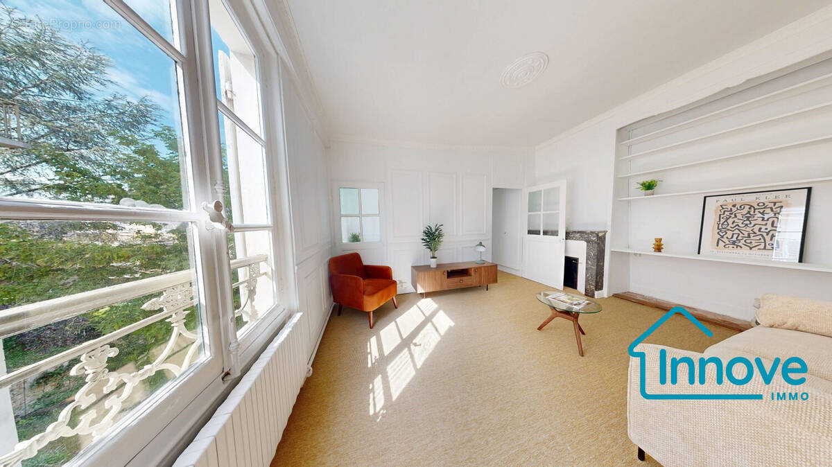 Appartement à VERSAILLES