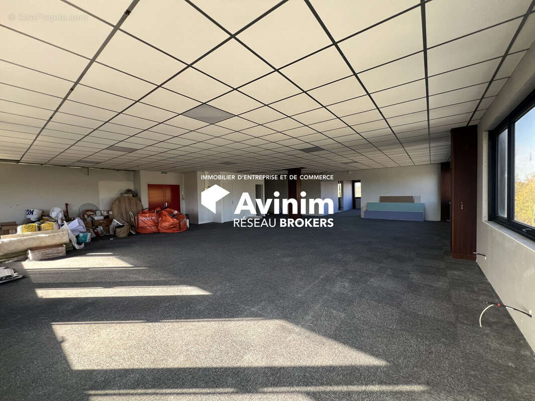 Commerce à VILLEBON-SUR-YVETTE