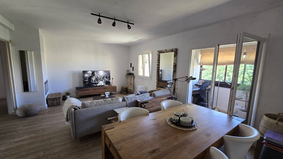 Appartement à LE BEAUSSET