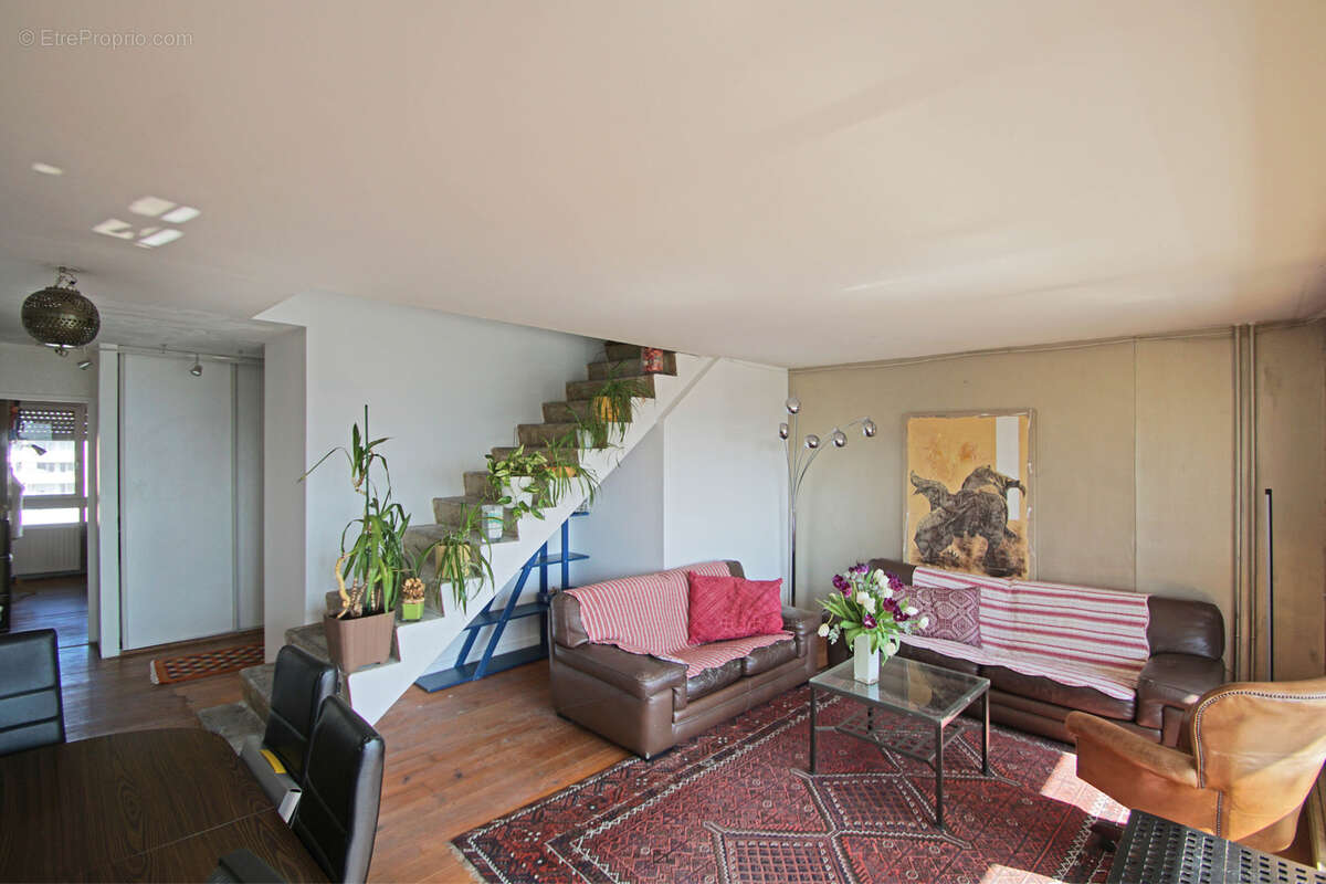 Nanterre Préfecture Parc André Malraux appartement de 4 pièces + balcon + parking souterrain 456 750 € - photo 3