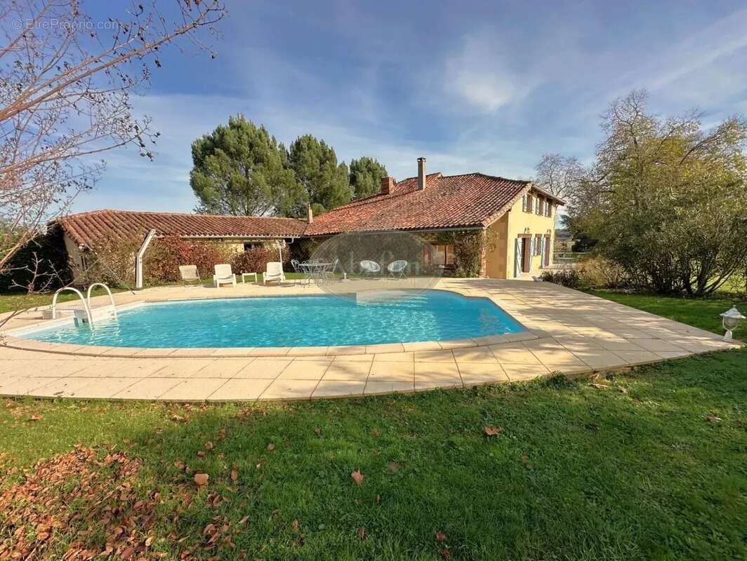 Maison à CASTELNAU-MAGNOAC