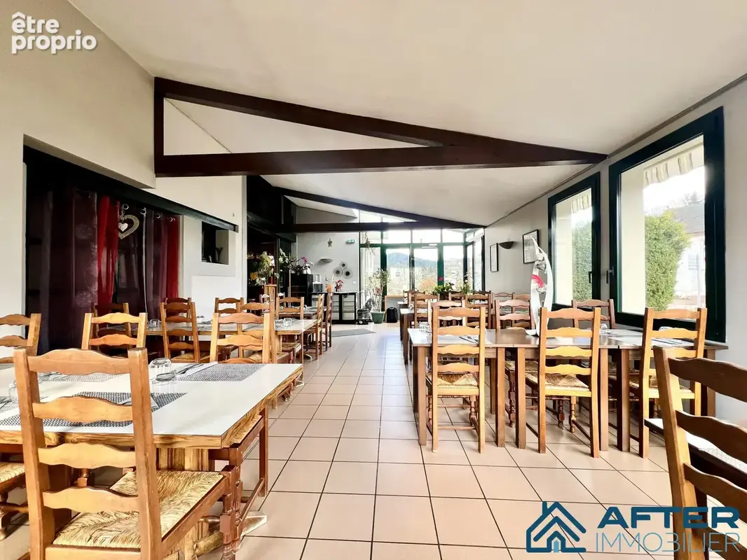 Appartement 320 m² à Pierre-Percee  - photo 6