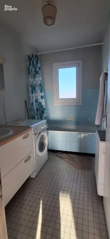 LES SABLES D'OLONNE - Appartement T2 à rénover - photo 4