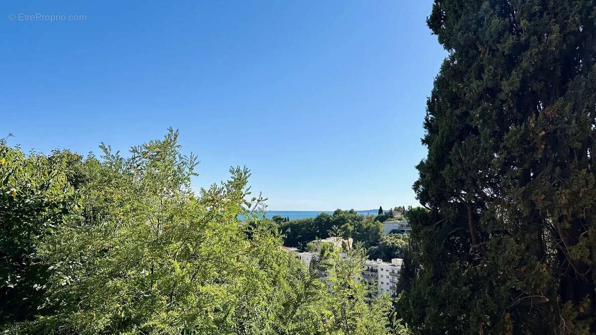 Maison à CAGNES-SUR-MER