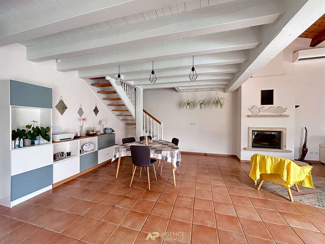Maison familiale - 142m2 - piscine - Puilboreau - photo 8
