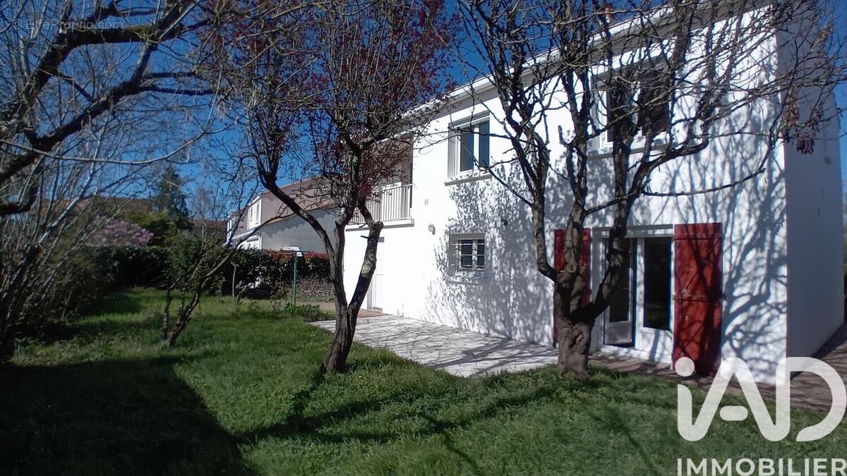 Photo 1 - Maison à SAINT-SEBASTIEN-SUR-LOIRE