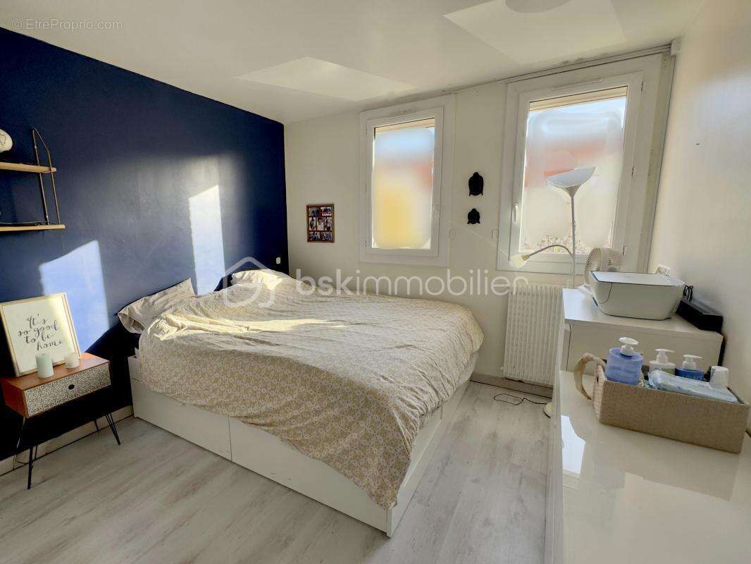 Appartement à VAUREAL
