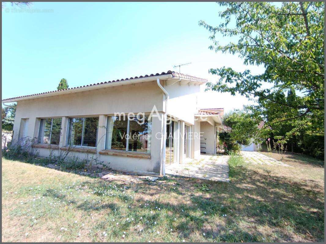 Belle propriété face à l'Estuaire de la Gironde - photo 3