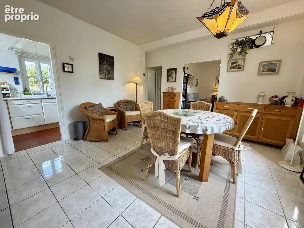 Maison d'habitation avec grand jardin à vendre près de Dommartin - photo 2