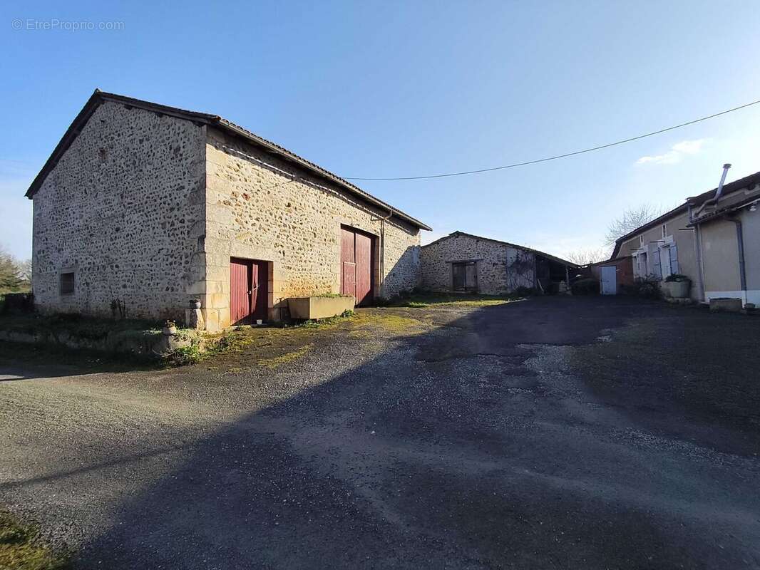 Maison à LA ROCHEFOUCAULD
