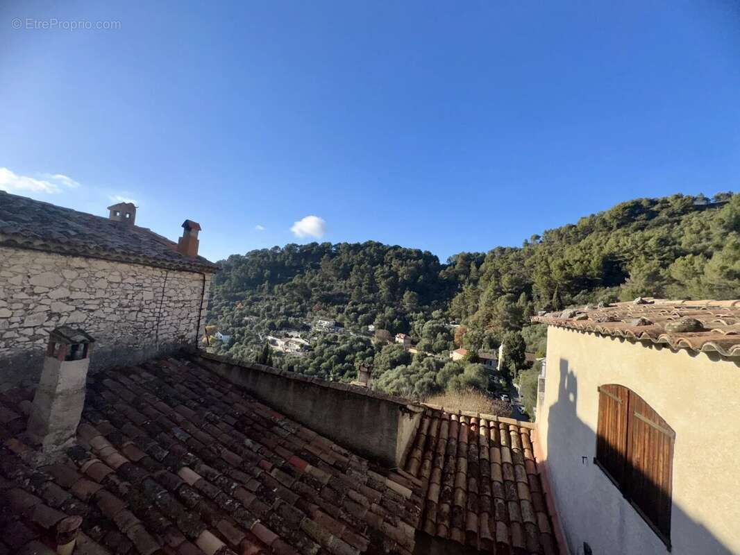 Appartement à PEILLON