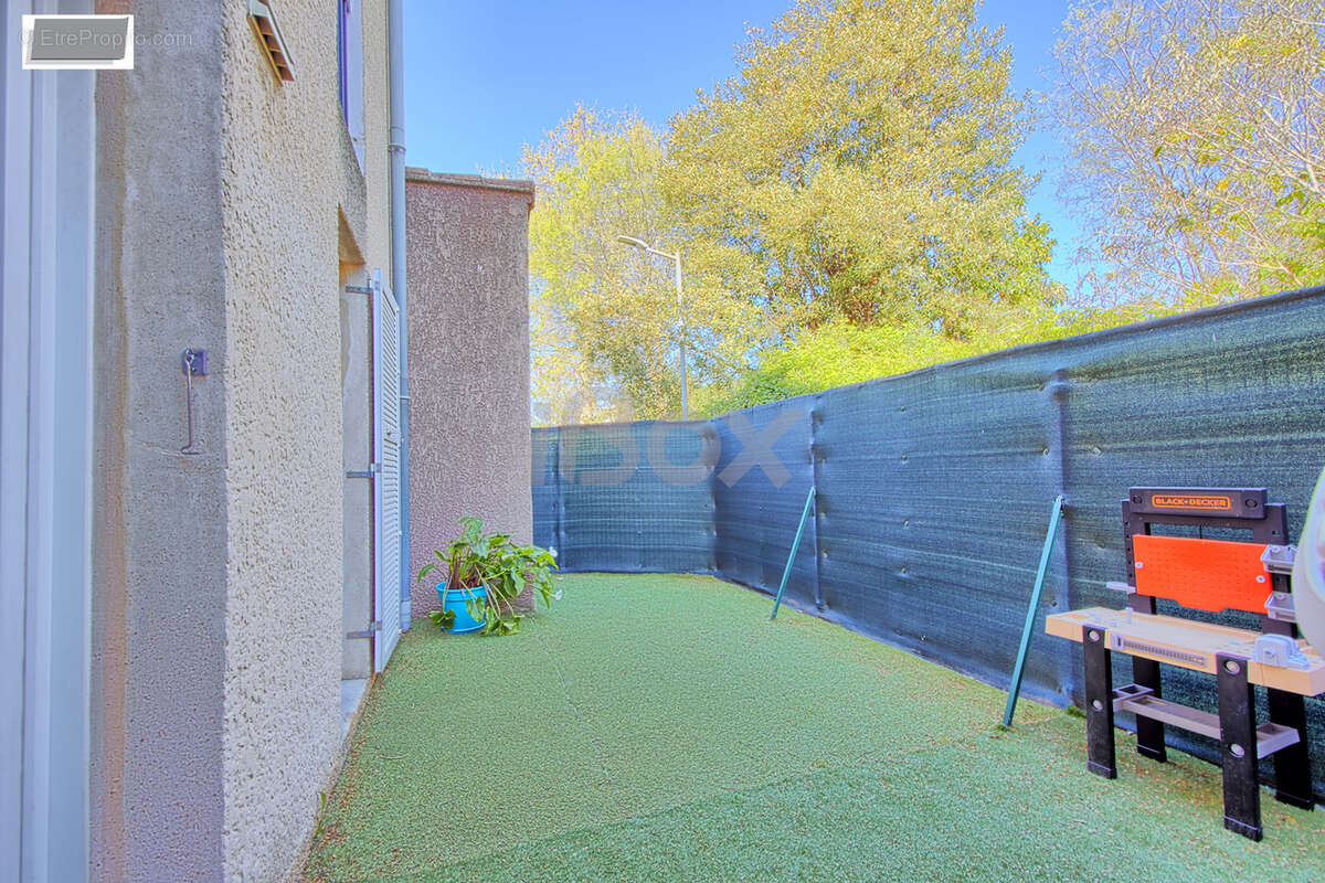 Appartement à LA VALETTE-DU-VAR