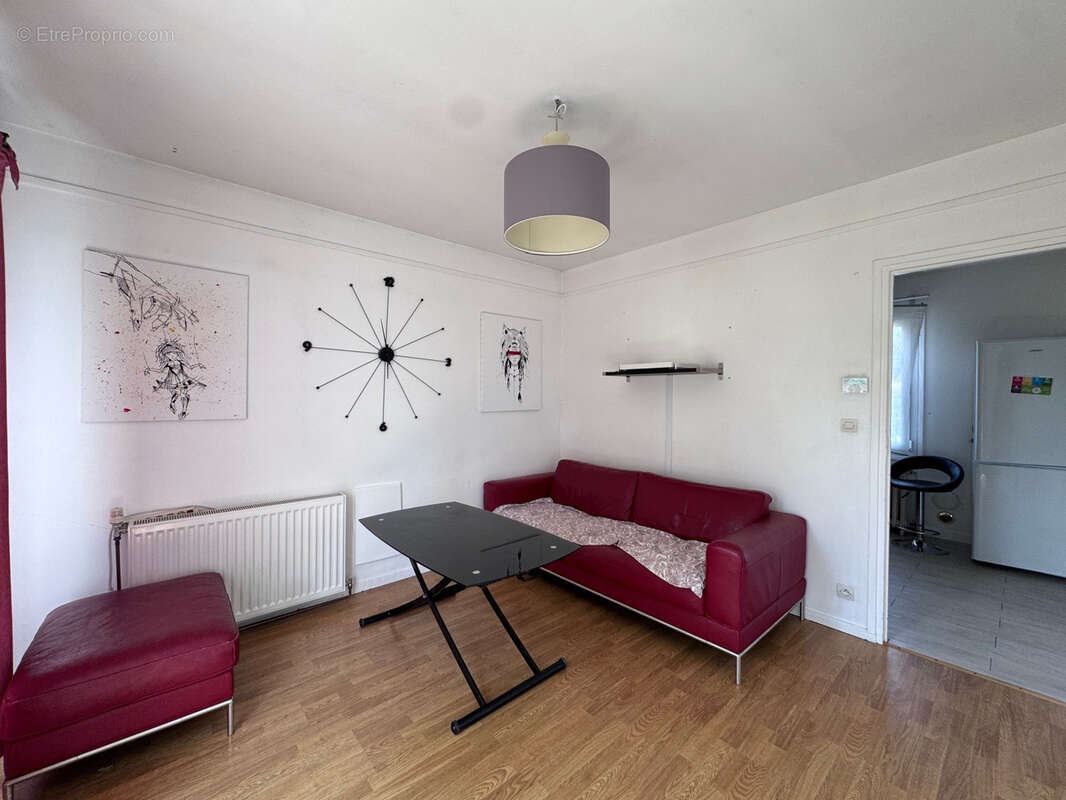 Maison à PARAY-VIEILLE-POSTE