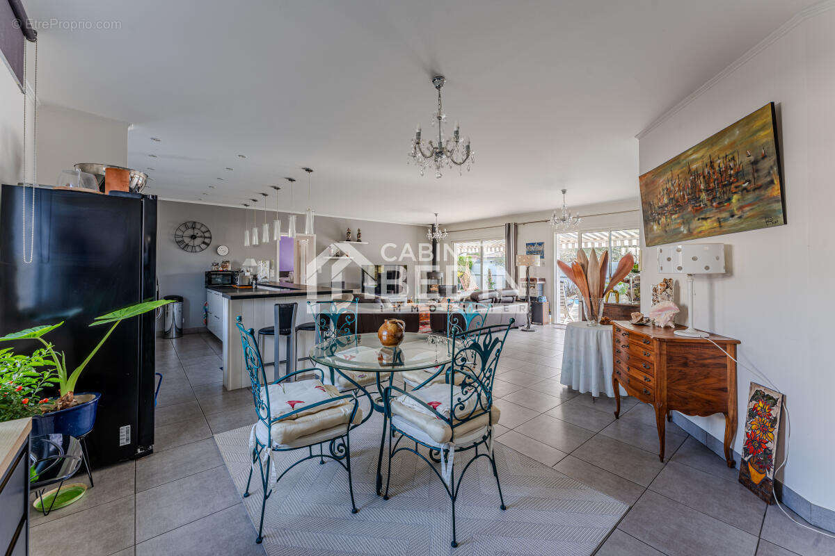 Maison à GUJAN-MESTRAS