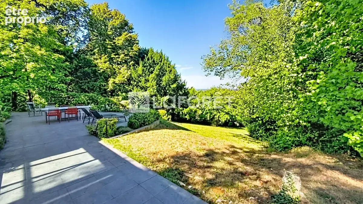 Villa Luzarches 9 pièce(s) 245 m2 - photo 17