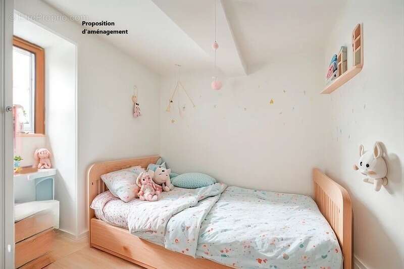 Maison à SAINT-NAZAIRE-DE-LADAREZ